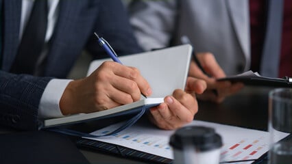 Седем причини да си направите застраховка при пътуване в чужбина